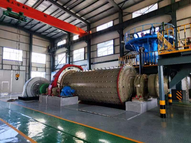 Qingdao Qingzhong Machinery etc. Proiect de contractare generală Zhaoyuan Xindongzhuang Uzină de prelucrare a aurului zilnic de 2.000 de tone